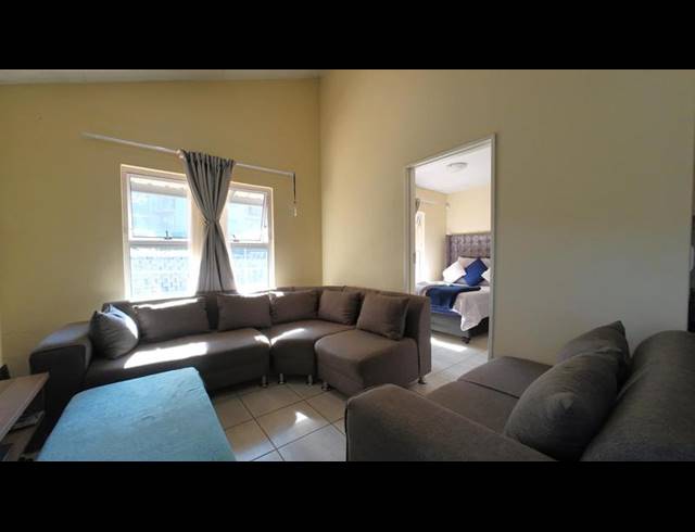 1 BEDROOM APARTMENT FOR SALE IN CHASE VALLEY